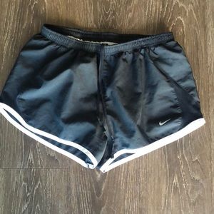 Nike running shorts size medium
